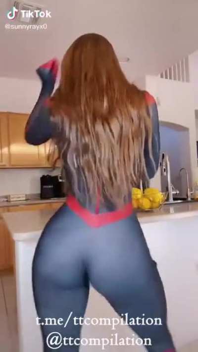 Nice ass of spide<wbr>rman🍑<wbr>💦