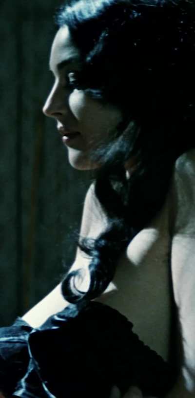 Malena (1080p, Color Corre<wbr>cted/<wbr>Cropp<wbr>ed For Mobile)