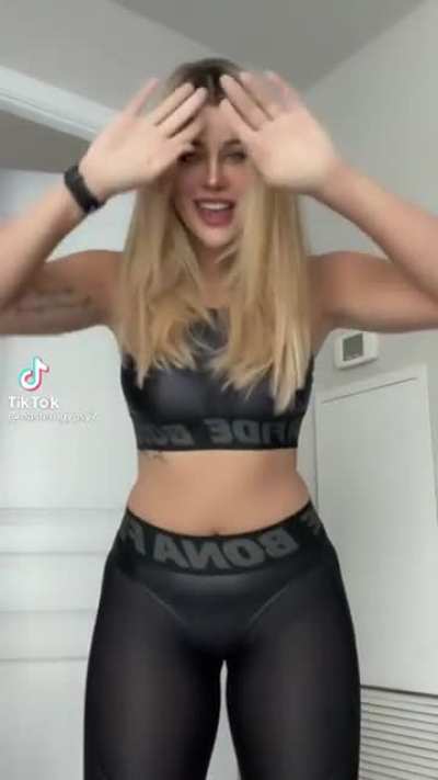 🤯