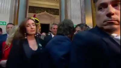 Córrete!