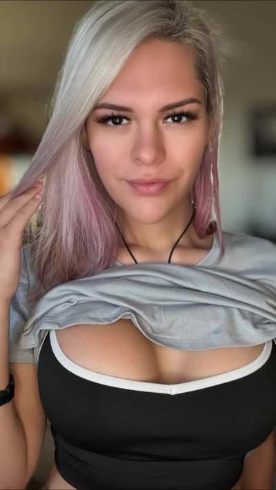 🥰