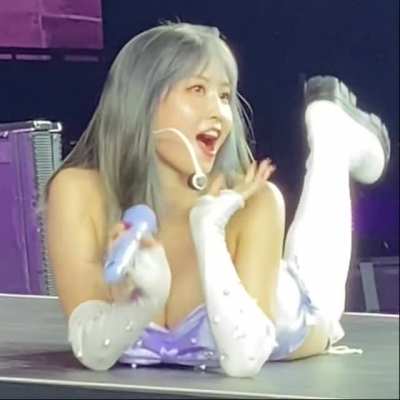 Momo Hirai