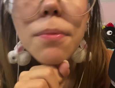 Would you let tiptoe suck you off even if it was her first time ?