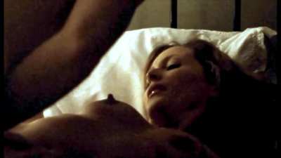 Gillian Anderson