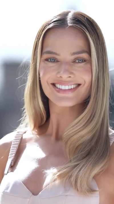 Margot Robbie
