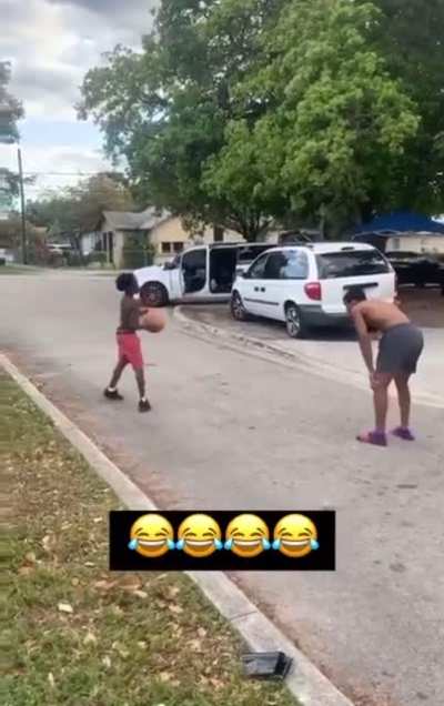 Lil nigga texted me saying “PULL UP!!” So you know I had to little boy his ass