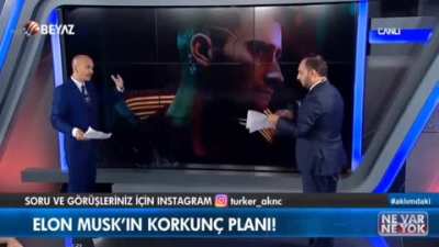 Arkadaşlar Elon Musk denen hain bizi böyle yönetmek istiyor ve biz de elon musk a karşı boykot başlatıyoruz.Tesla arabanızı bedavaya alıyoruz hadi arkadaşlar hemen bir tesla alın ve yakmam için bana verin