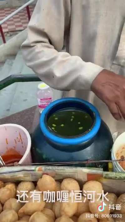 Week Cucknese stomach 🤢🤢🤢 can't endure delicious Pajeet cuisine 🚽🚽🚽😎😎😎🇮🇳🇮🇳🇮🇳