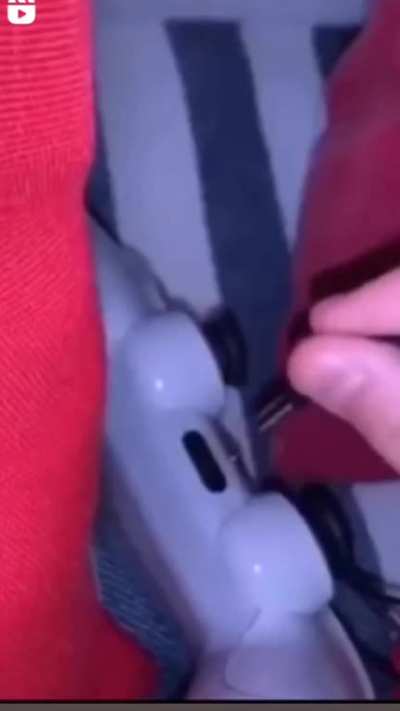 😮