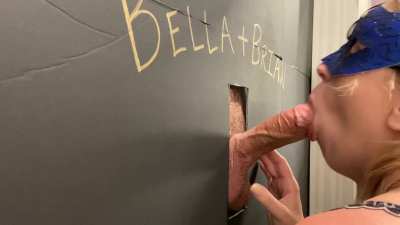 Gloryhole bwc with facial / chest shot.