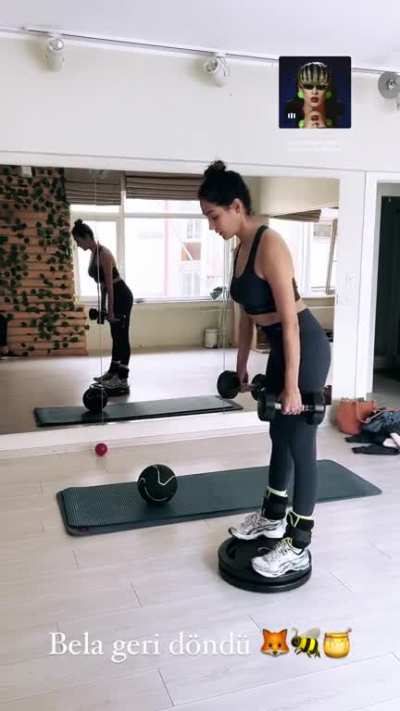 Aybüke Pusat