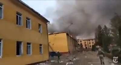A video has appeared showing the arrival of Russian missiles at the International Center for Peacekeeping and Security in the Lviv Region, known as the Yavoriv military training ground of the Ground Forces of Ukraine.