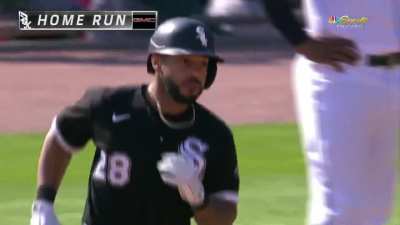 [Highlight] Notable slugger Leury Garcia with a two-run homer to give the lead back to the White Sox