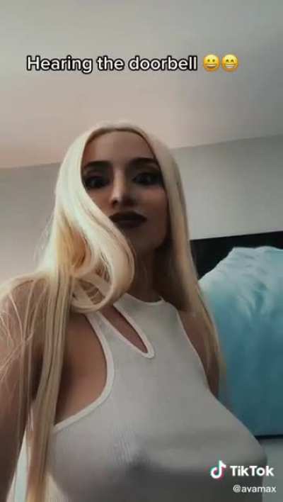 Ava Max