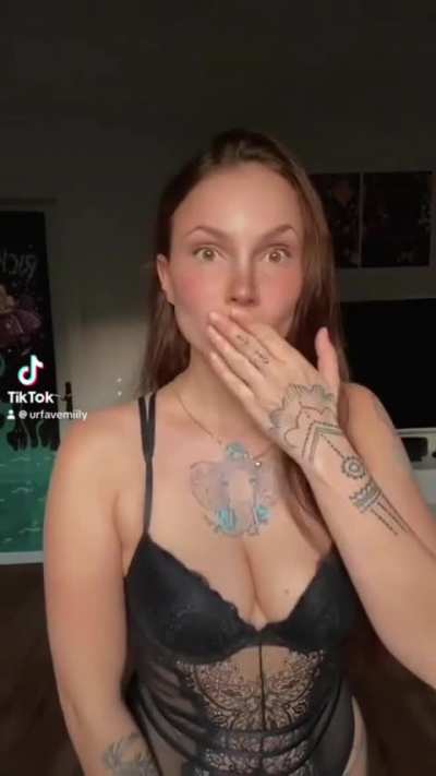 @urfavemiily 