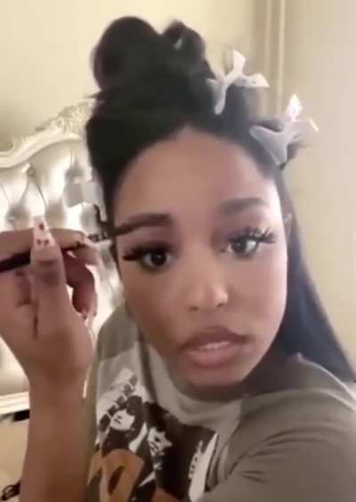 r/popheads whenever a straight male popstar releases music