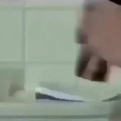 Yasaklanan axe reklamı