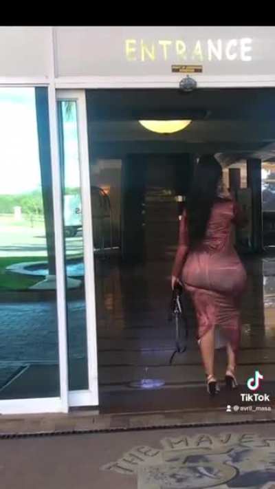Bruh She Got 🍑 For Days