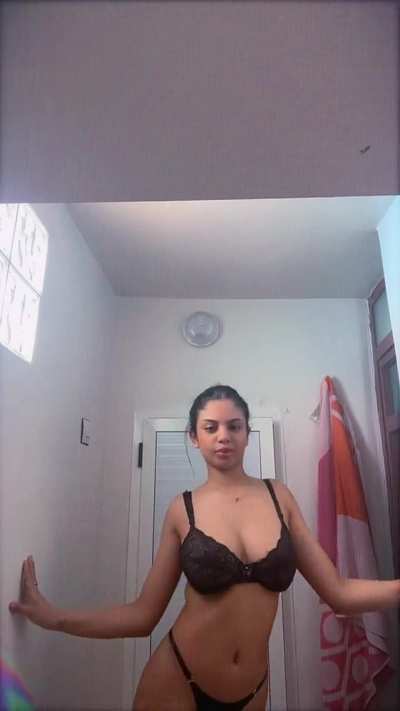 I'm home alone.. please cum over