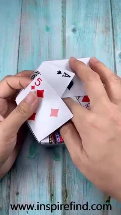 Folding a box from cards (source on video)