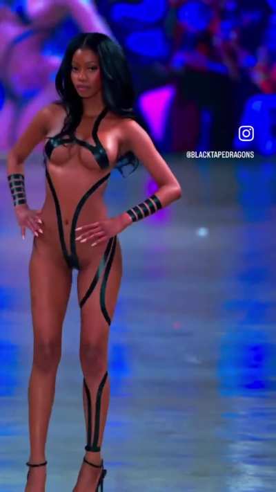 Standing butt flex