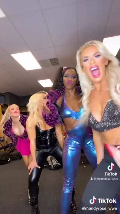 Mandy Rose, Dana Brooke, Naomi, and Lana