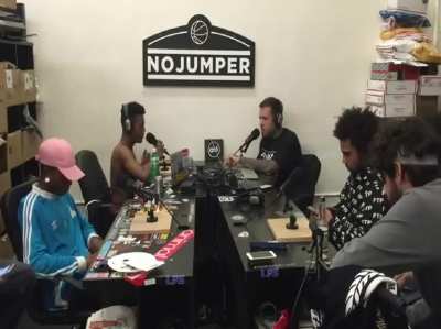 I made simple comparsion of X's No Jumper freestyle and BET Hip Hop Awards 2017 freestyle. These are practically the same... Some people say that he singed 