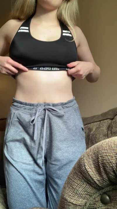 Dropping the goods for you 😘