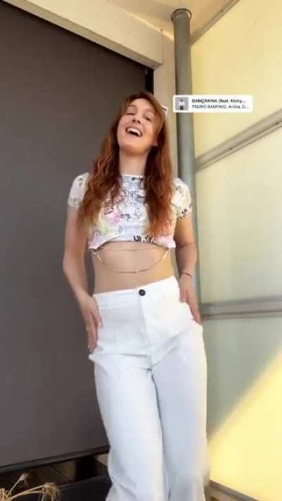 Rocking white pants