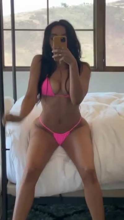 Ayo 😍