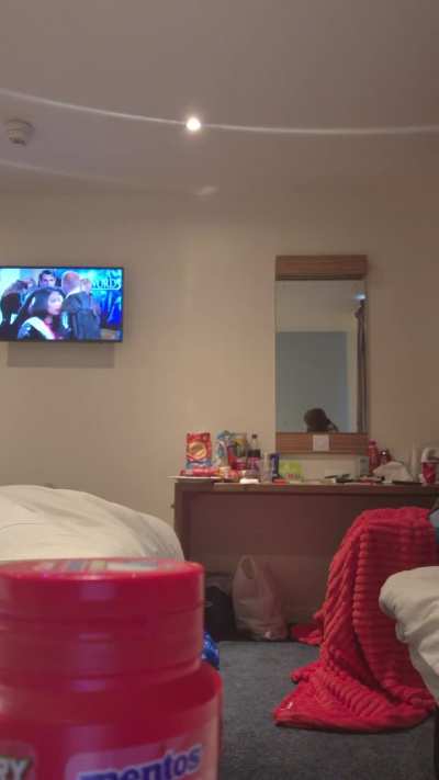 More quadrobics in the hotel room