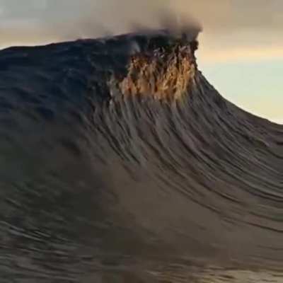 The ocean is metal af