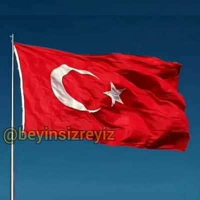 Videonun kime ait olduğu üstünde yazıo zaten ama ben başka yerden buldum.