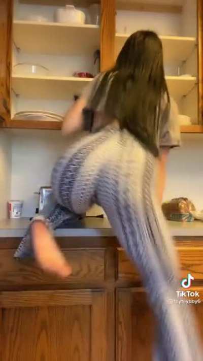 Short girl problems