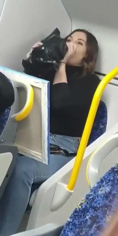 Can’t believe this was caught in camera. The face at the end is everything!