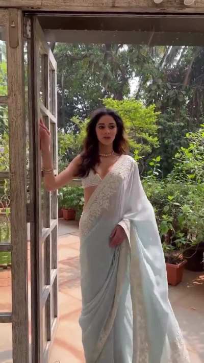 Ananya pandey 