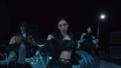 Please Jiyeon, don’t hurt ‘em