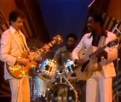 George Benson & Carlos Santana - Breezin, 1976