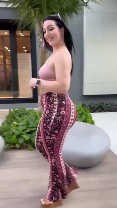 😏🍑