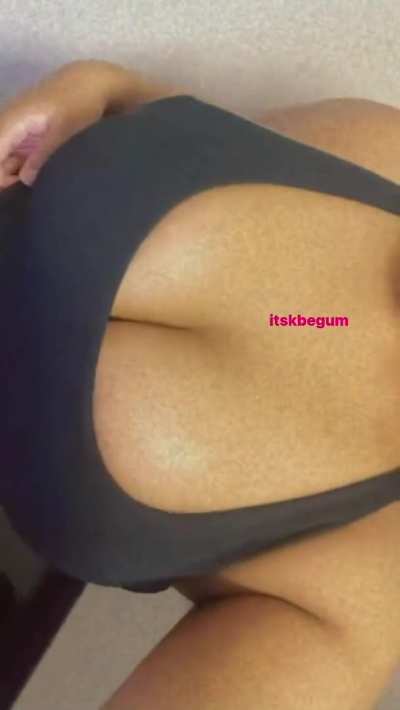 Busty Bengali Babe