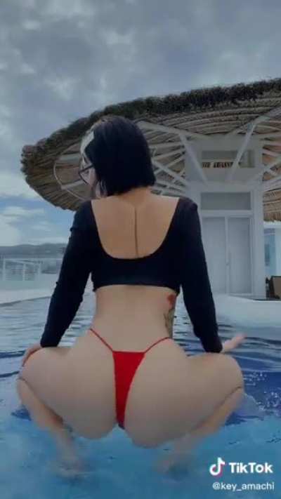 ⠀