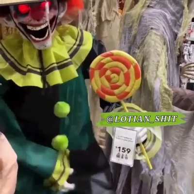 You know whats scarier than someone wants to kill you? someone want to fuck you and kill you specially if its a clown