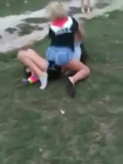 Sarah kicks ass