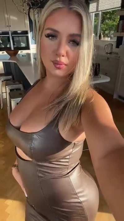@sophiexnelaon