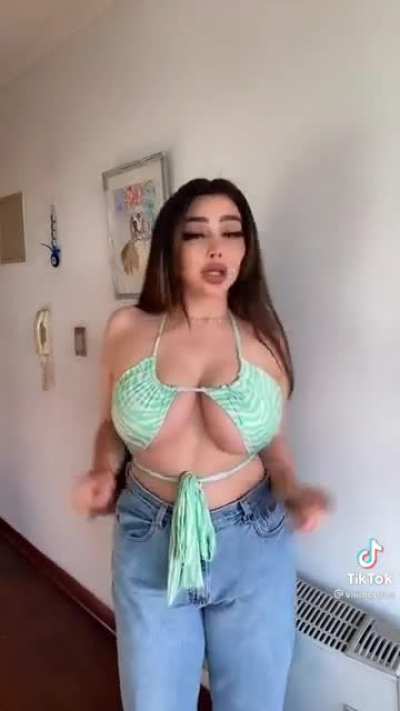con este video los invito a leer el nuevo relato públicado en r/Ero<wbr>ticRe<wbr>latos