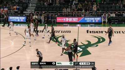 [Highlight] Brook Lopez called for an extraordinary loose ball foul. Doris Burke 