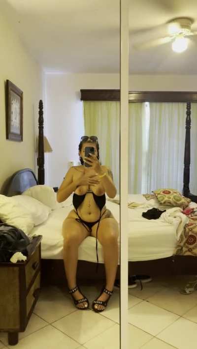 Suck my tits papi
