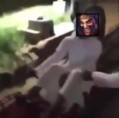 🚂