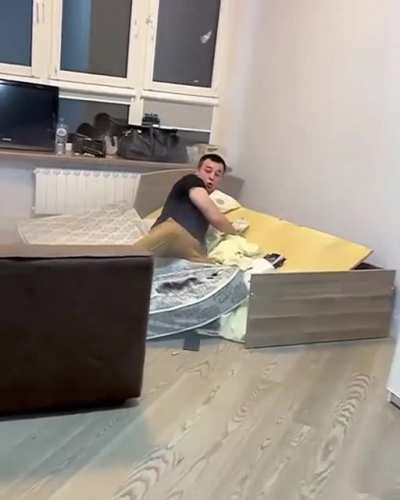 Chill on the bed