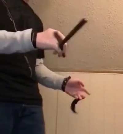 me uploading karambit flipping to the balisong reddit without breaking any rules